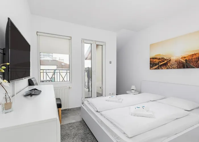 Penthouse Baltic Park By Renters Appartement